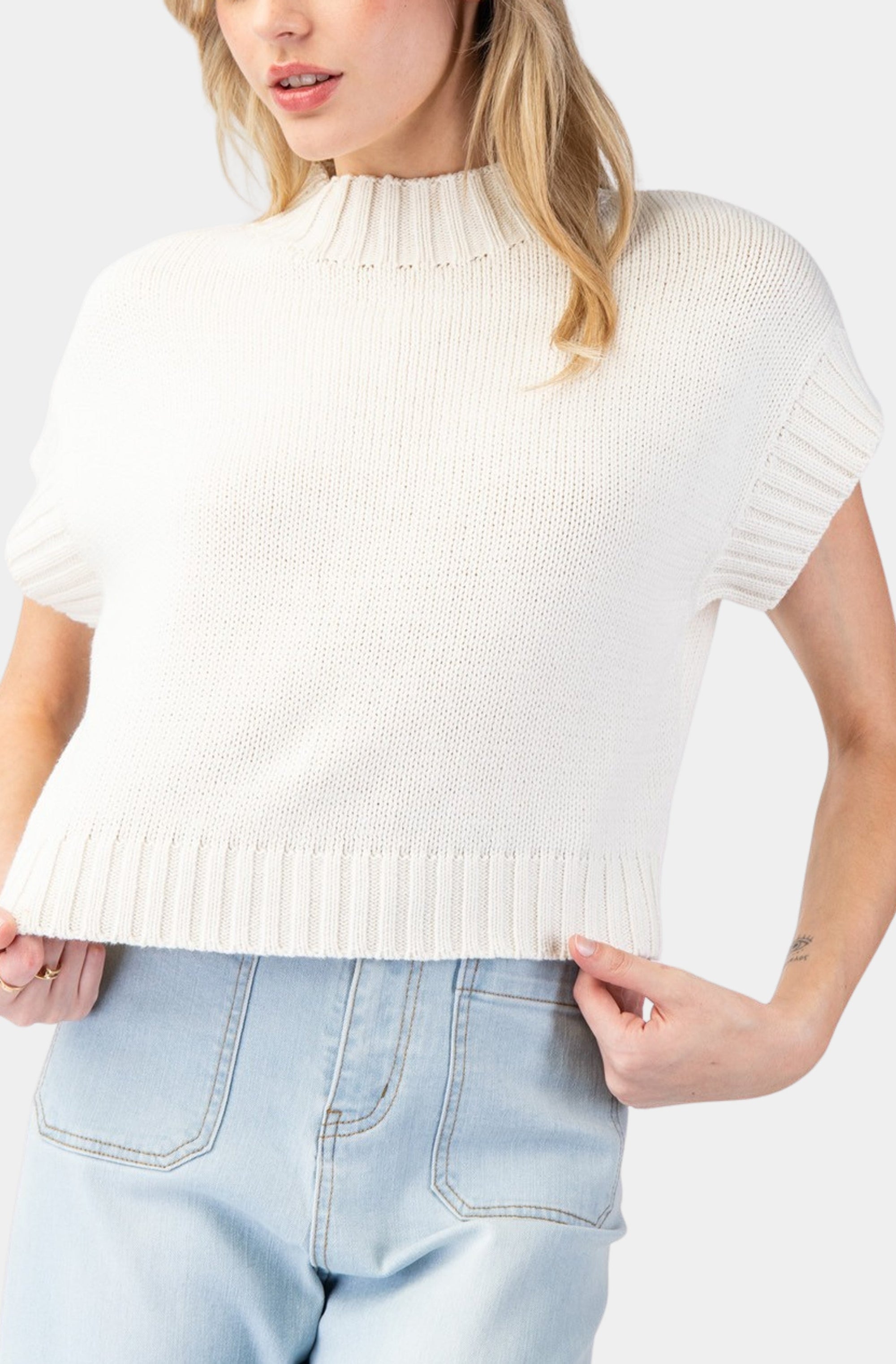 Mock Neck Cropped Short Sleeve Sweater Top